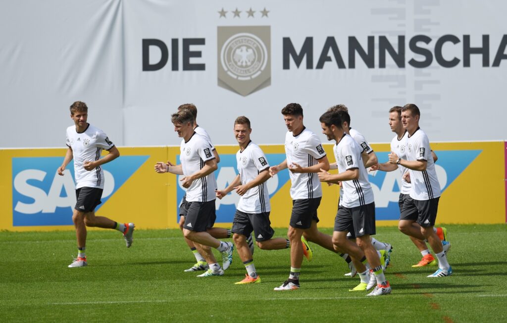 GES/ Fussball/ Die Mannschaft, Trainingslager Ascona, 03.06.2016